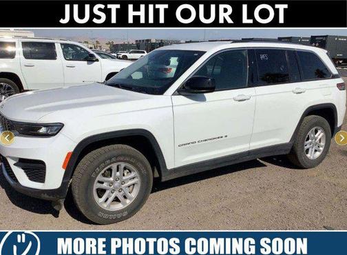 2023 Jeep Grand Cherokee Laredo