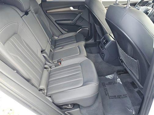 2022 Audi Q5 45 S line Premium