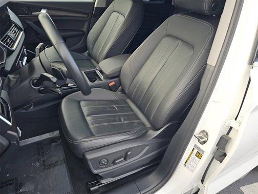 2022 Audi Q5 45 S line Premium