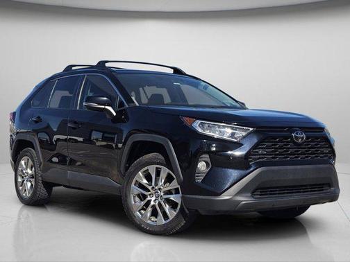 Midnight Black Metallic 2019 Toyota RAV4 XLE Premium