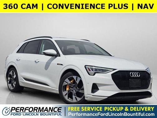 Glacier White 2021 Audi e-tron Premium