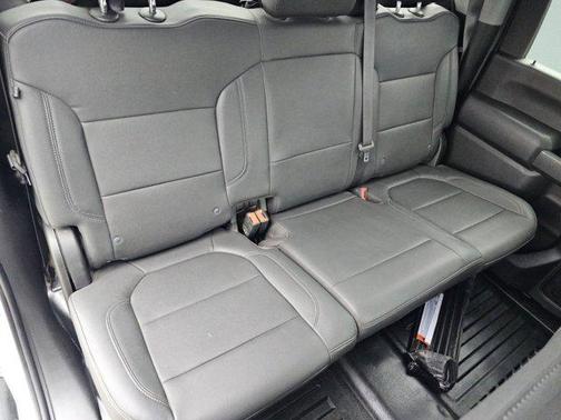 2023 GMC Sierra 2500 Pro