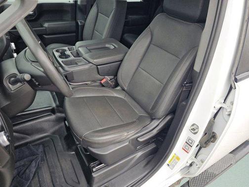 2023 GMC Sierra 2500 Pro