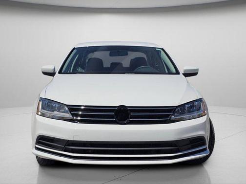 Pure White 2017 Volkswagen Jetta 1.4T S