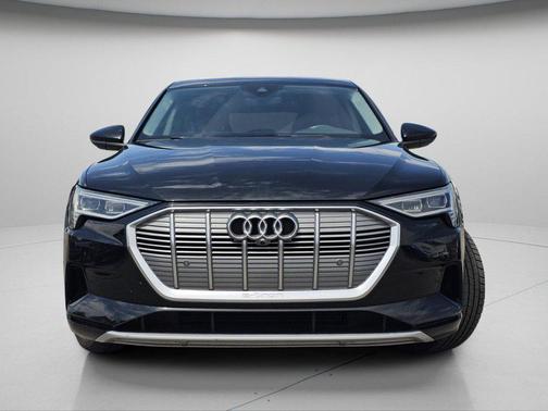 Black Metallic 2020 Audi e-tron Sportback Premium Plus