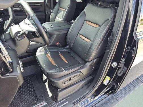 Onyx Black 2024 GMC Sierra 3500 AT4