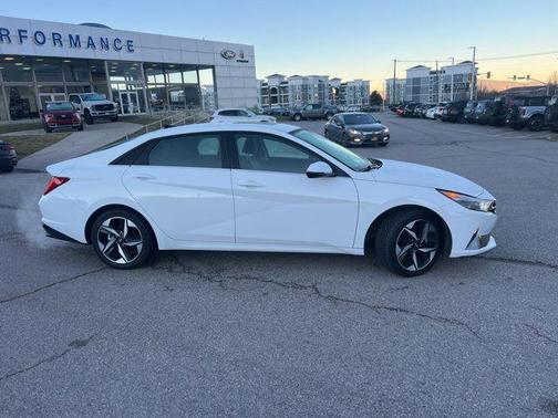 2023 Hyundai ELANTRA HEV Limited