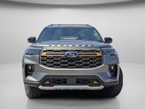 Carbonized Gray Metallic 2026 Ford Explorer Tremor