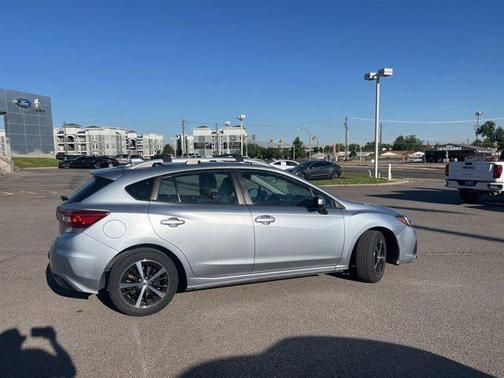 2020 Subaru Impreza 2.0i Premium