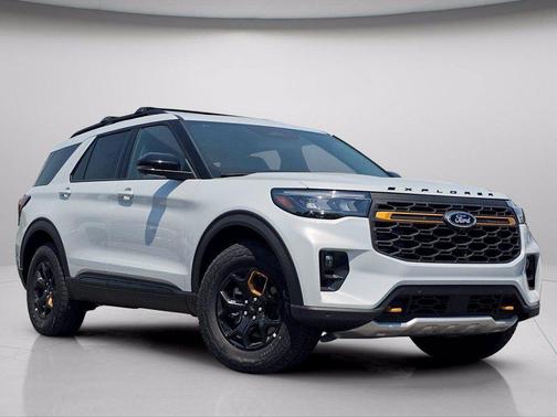 Space White Metallic 2026 Ford Explorer Tremor