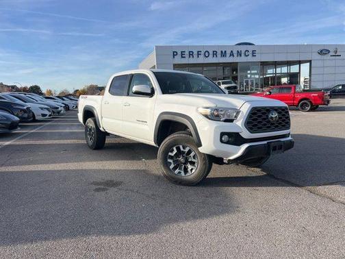 2023 Toyota Tacoma SR