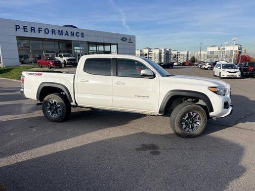 2023 Toyota Tacoma SR