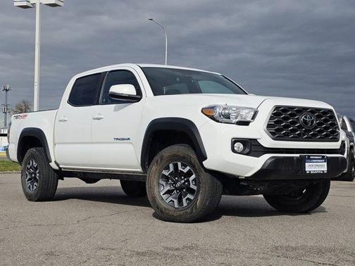 2023 Toyota Tacoma SR