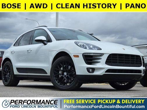 2017 Porsche Macan Base