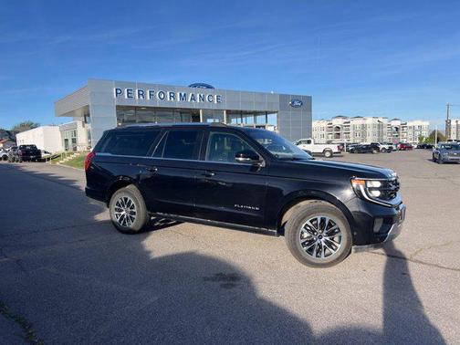 Black Metallic 2025 Ford Expedition Platinum