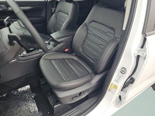 Oxford White 2026 Ford Ranger LARIAT