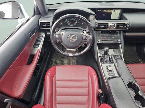 2018 Lexus IS 300 Base