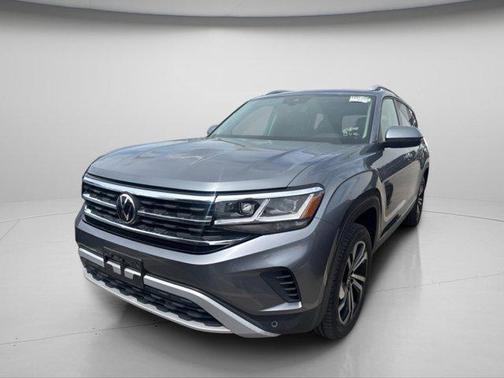 Platinum Gray Metallic 2022 Volkswagen Atlas 2.0T SEL