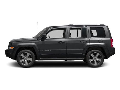 Bright White Clearcoat 2017 Jeep Patriot Latitude