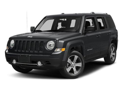 Bright White Clearcoat 2017 Jeep Patriot Latitude