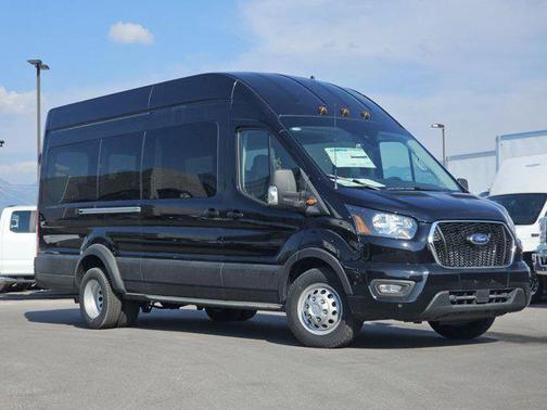 2025 Ford Transit-350 XLT