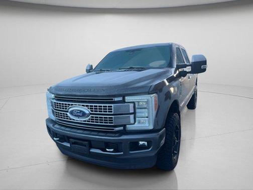 2017 Ford F-350 Platinum
