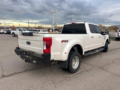 2017 Ford F-350 Lariat