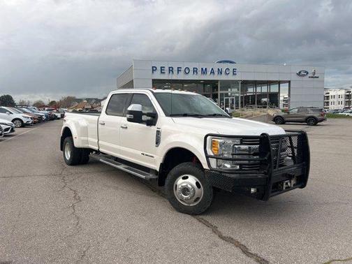 2017 Ford F-350 Lariat