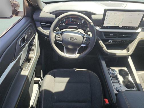 Agate Black Metallic 2026 Ford Explorer Tremor