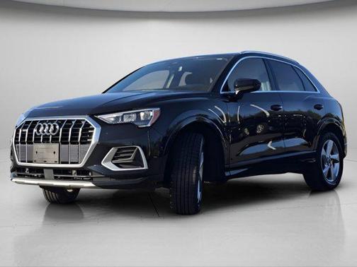 2022 Audi Q3 40 Premium