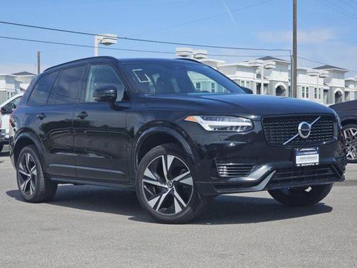 2022 Volvo XC90 Recharge Plug-In Hybrid T8 R-Design 7 Passenger