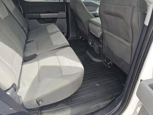 Oxford White 2023 Ford F-150 XLT