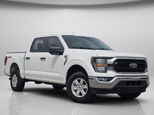 Oxford White 2023 Ford F-150 XLT