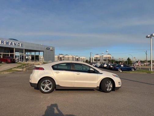 2014 Chevrolet Volt Base