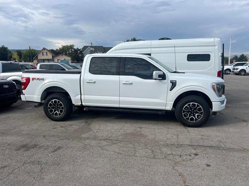 Oxford White 2022 Ford F-150 Lariat