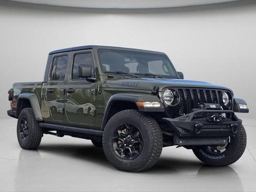 Sarge Green Clearcoat 2023 Jeep Gladiator Willys