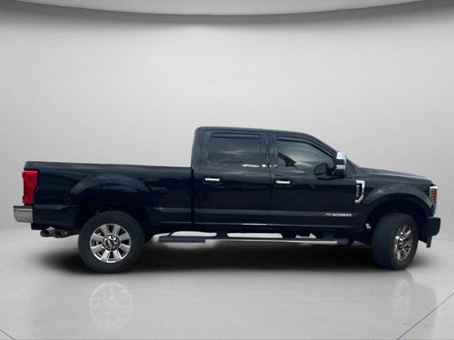 Shadow Black 2018 Ford F-350 Lariat