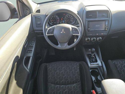 2023 Mitsubishi Outlander Sport 2.0 ES