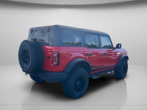 Race Red 2023 Ford Bronco Wildtrak