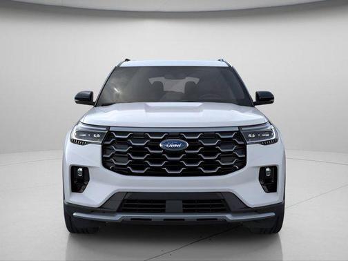 Space White Metallic 2026 Ford Explorer Platinum