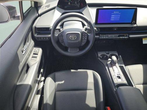 Pearl 2025 Toyota Prius Nightshade