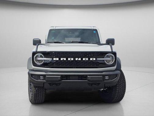 Avalanche 2026 Ford Bronco Outer Banks