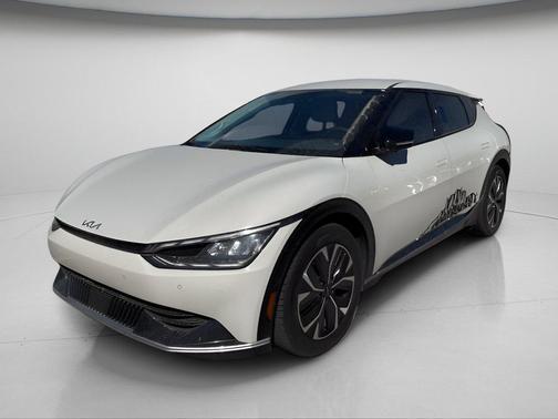 Glacier 2023 Kia EV6 Wind