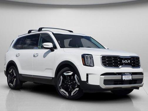 Glacial White Pearl 2025 Kia Telluride S
