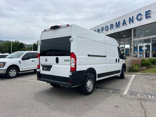 Bright White Clearcoat 2023 RAM ProMaster 2500 High Roof