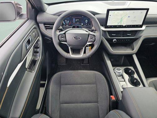 Space White Metallic 2026 Ford Explorer Tremor
