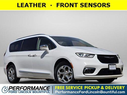 Bright White Clearcoat 2021 Chrysler Pacifica Limited