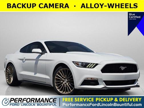 Oxford White 2017 Ford Mustang V6