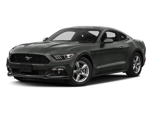 Oxford White 2017 Ford Mustang V6