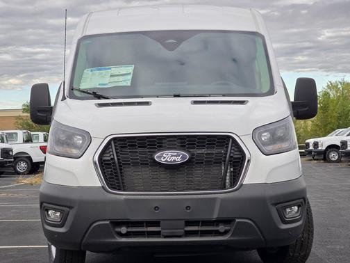 Oxford White 2026 Ford Transit-350 Base